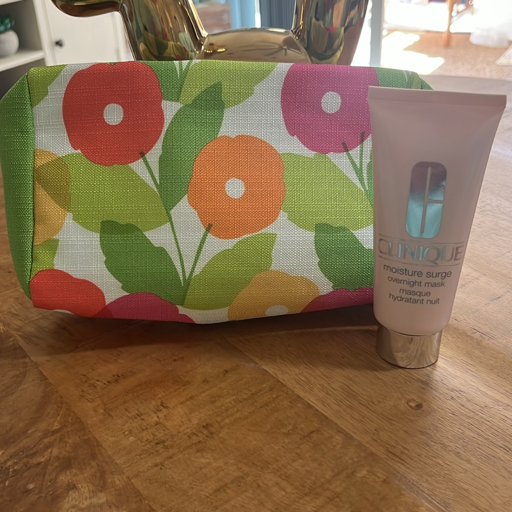 Clinique Moisture Surge Overnight Mask, Full Size 100ML Free Cosmetic Bag! - Picture 8 of 8
